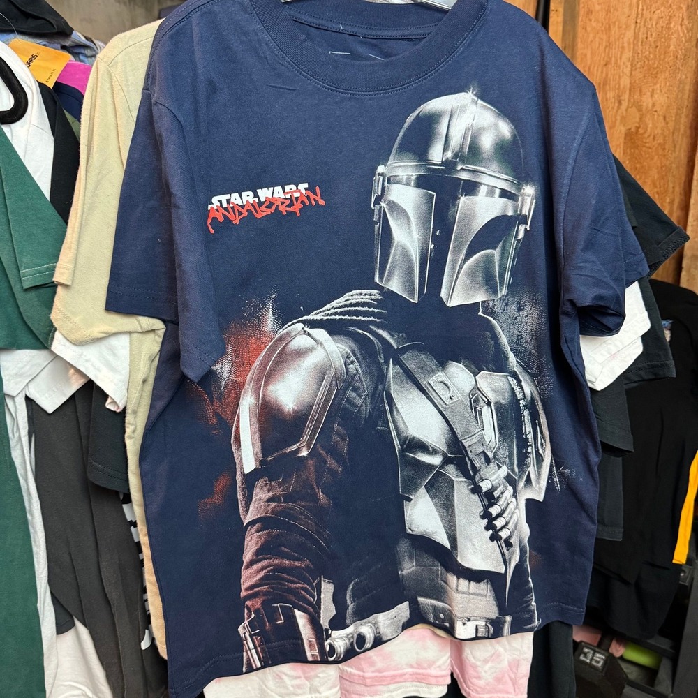 Star Wars x CVLA Mandalorian NWOT size Small